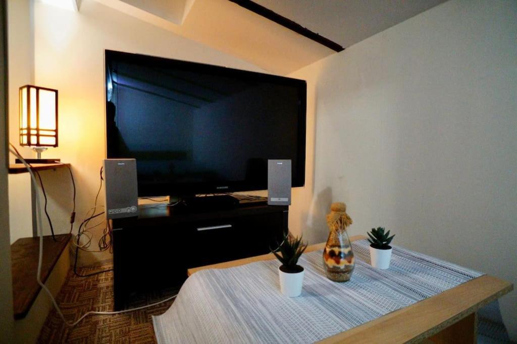 2-Room Cozy Retreat Near City Center Bukurešť Exteriér fotografie